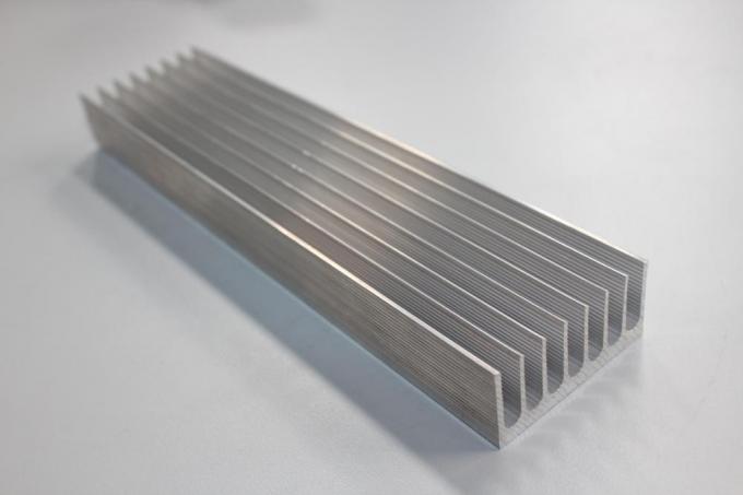 Grande dissipador de calor de alumínio personalizado, placa de alumínio expulsa do dissipador de calor e barra do dissipador de calor, dissipador de calor expulso da circular do alumínio 6063
