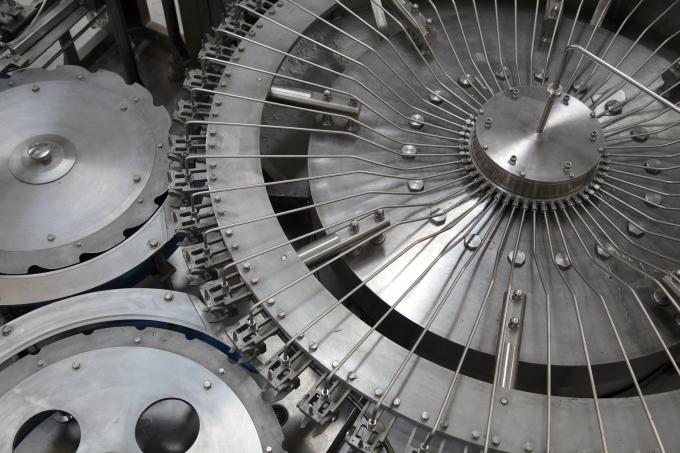 Linha de produção automática de água mineral para consumo humano 1